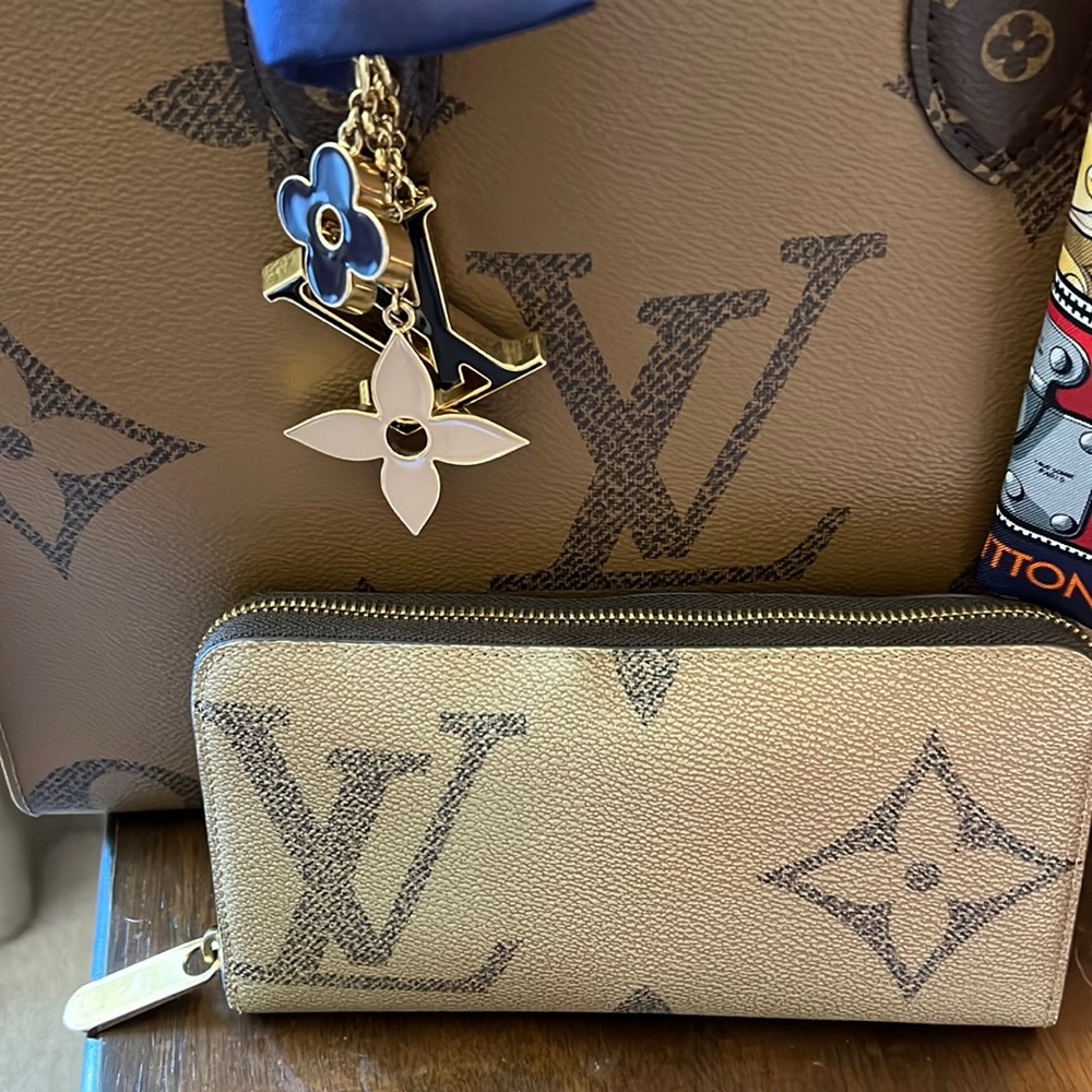 Louis Vuitton Wallet 💋